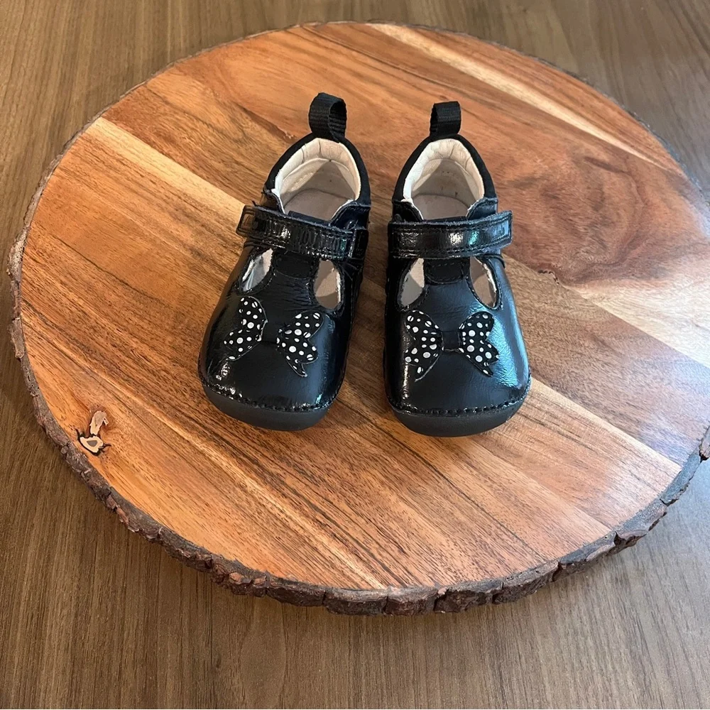 Clark's Black Patent Leather Polka Dot Bow Shoes Baby Toddler Girl Size 4.5